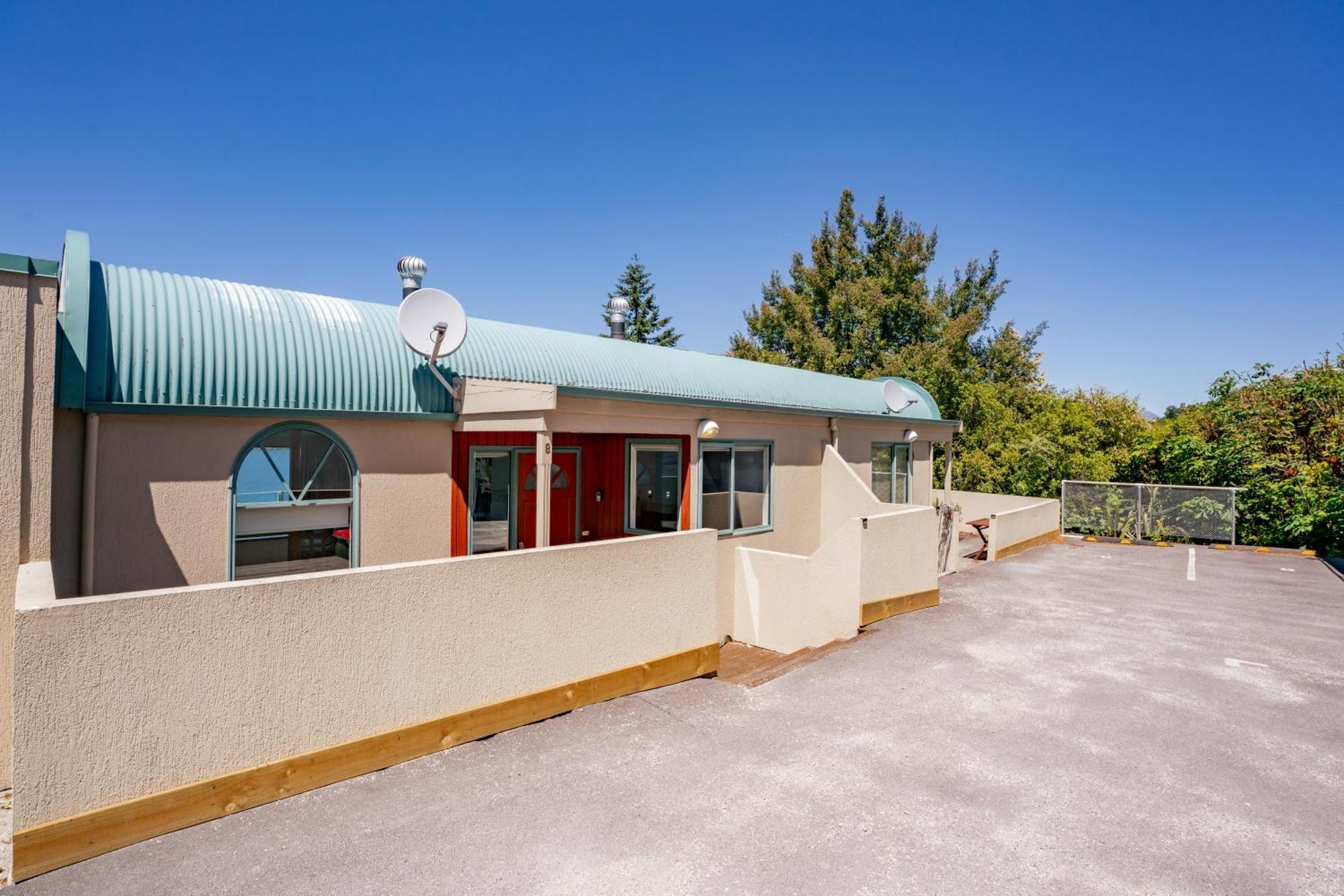 Lakefront Living At Remarkables Retreat - Eight ควีนส์ทาวน์ ภายนอก รูปภาพ